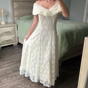 Vintage Scott McClintok Ivory Off The Shoulder Lace Dress
